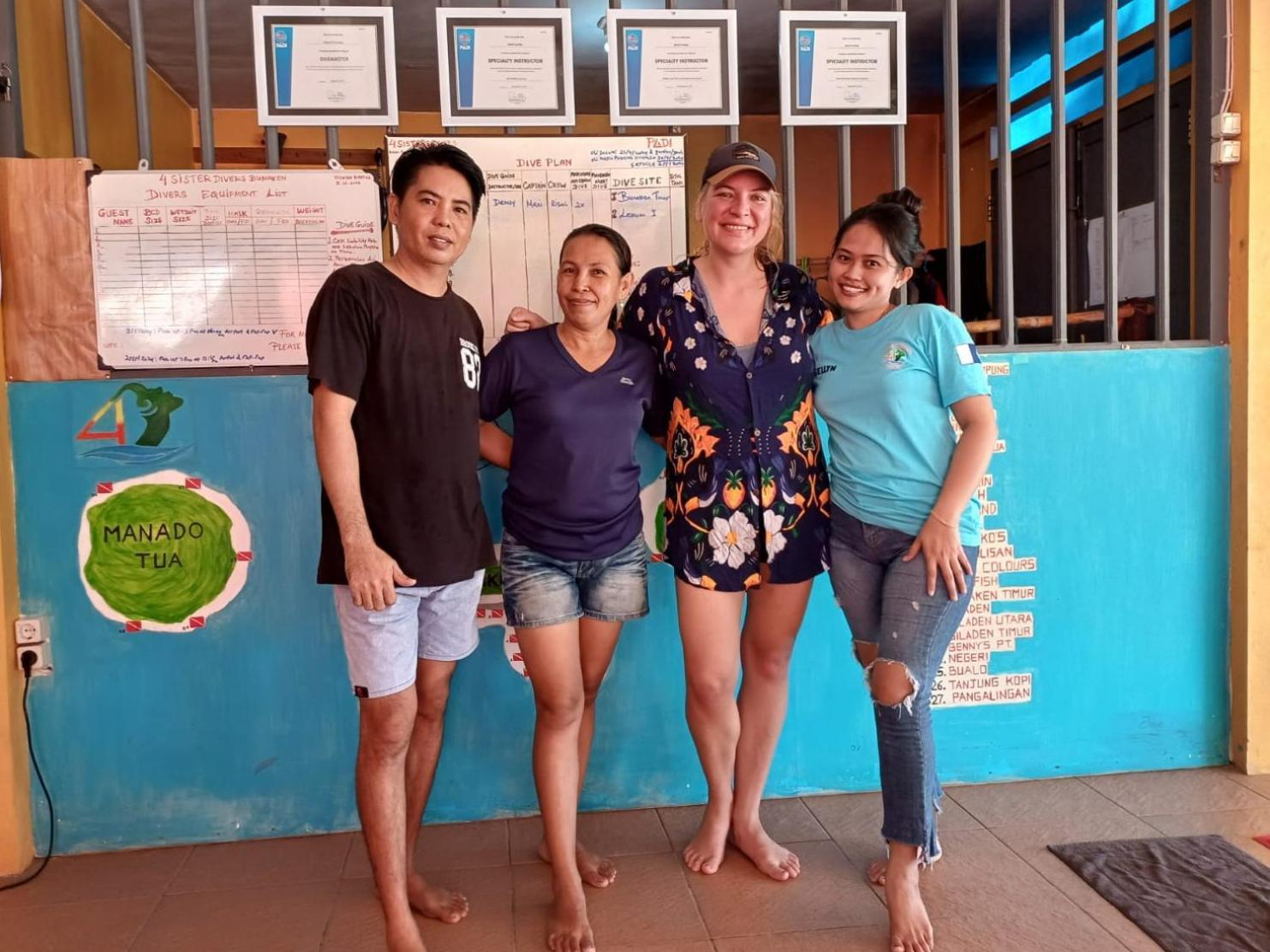 4 Sisters Divers Bunaken Buitenkant foto