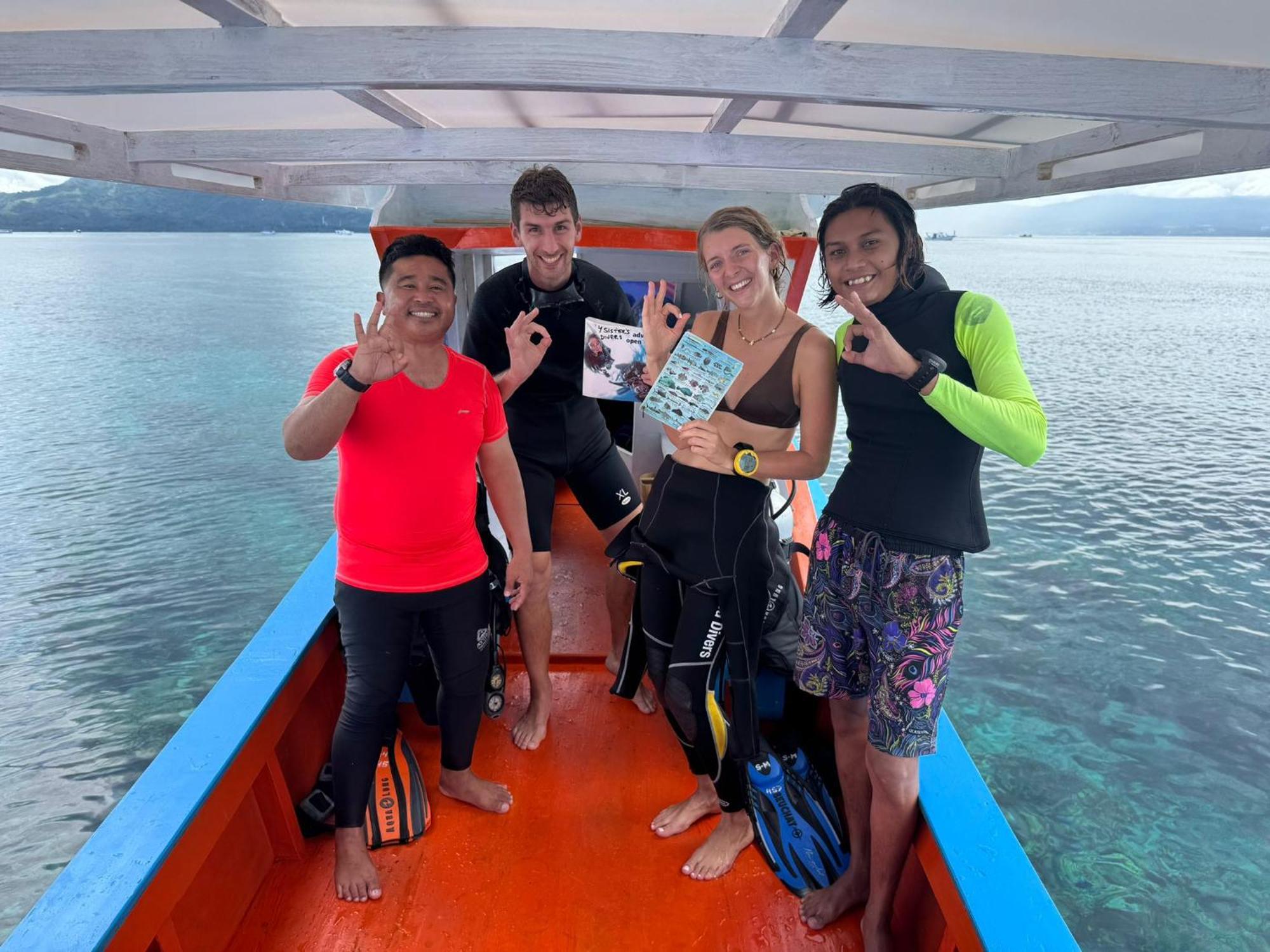4 Sisters Divers Bunaken Buitenkant foto